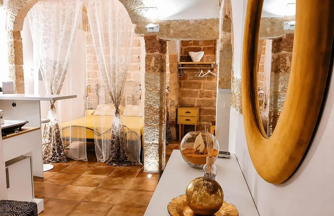 Gold White Exclusive House-1